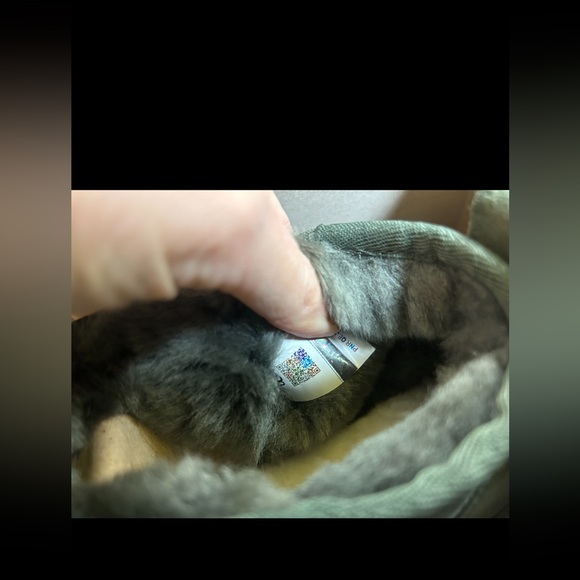 🌲 NEW WITH TAGS🌲Ugg classic ultra mini color is BTOL size 8 - Picture 12 of 15